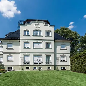 2* Гостевой дом Am Waldschloesschen
